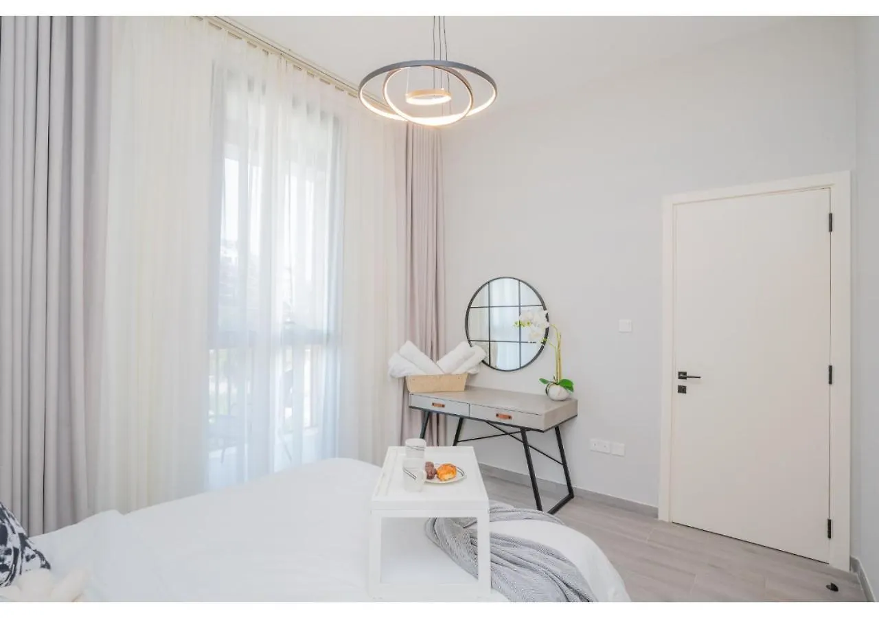 Contemporary 1Br With Relaxing Views In Noor 1 By Vibel Apartment Dubai United Arab Emirates