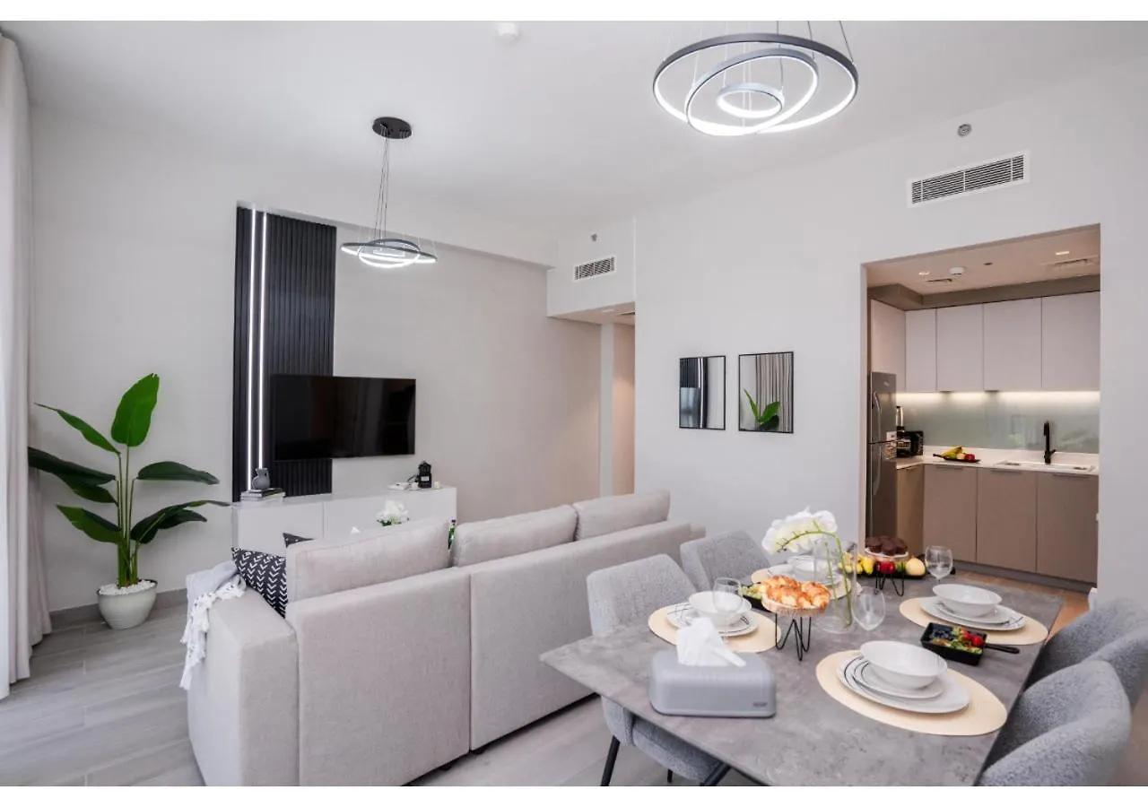 Contemporary 1Br With Relaxing Views In Noor 1 By Vibel Apartment Dubai