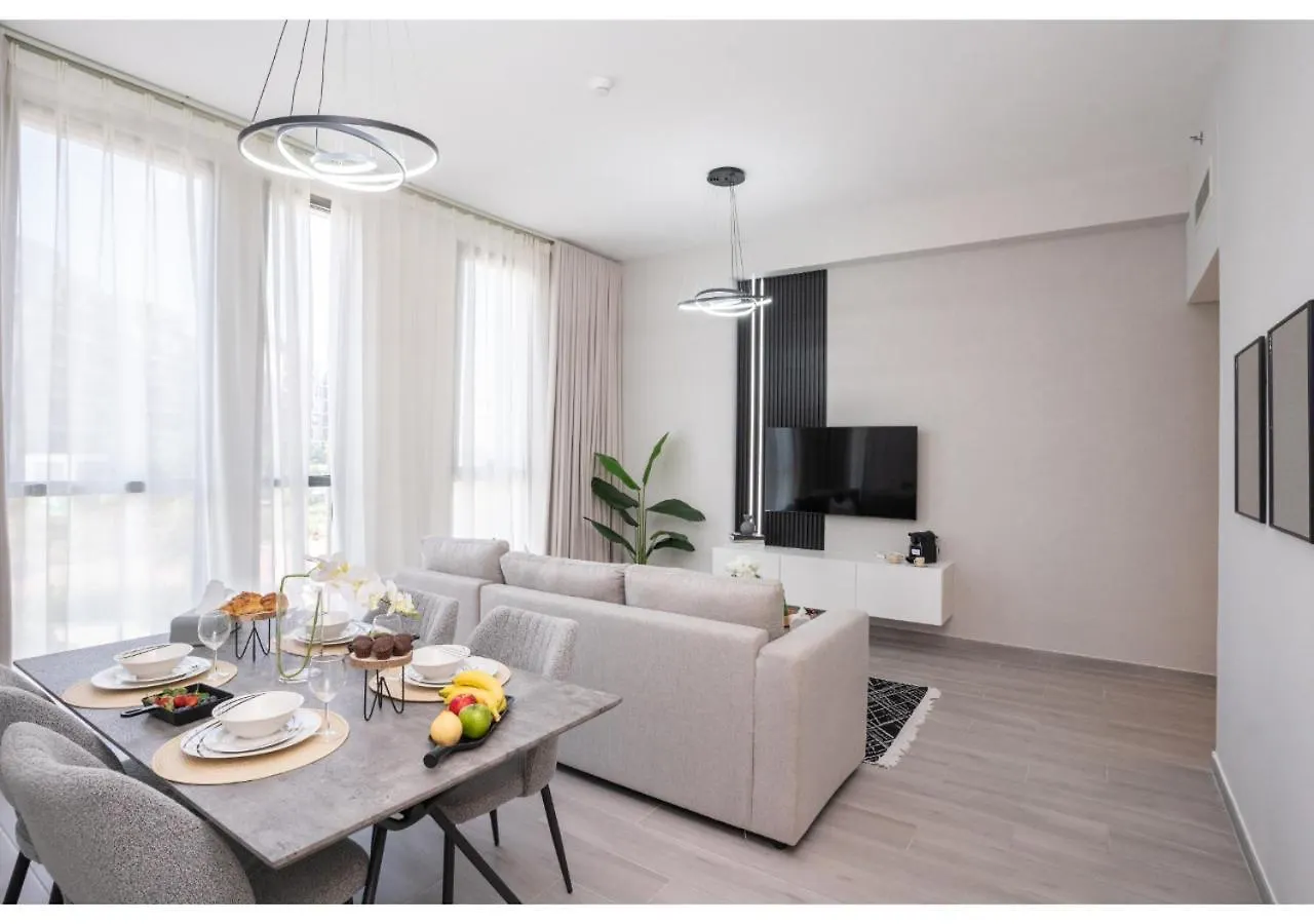 Contemporary 1Br With Relaxing Views In Noor 1 By Vibel Apartment Dubai